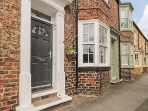 Exterior - Westgate (Guisborough)