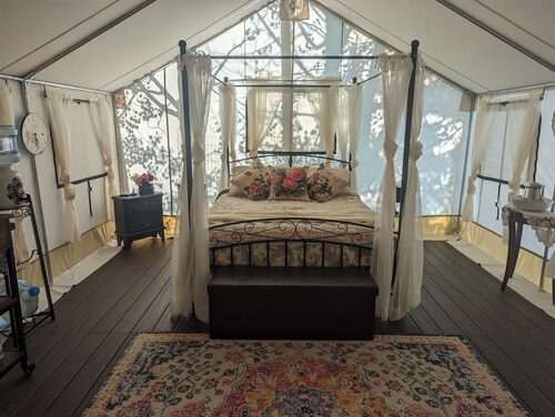 No Fees! Riverfront Glamping Tent on Mini Donkey Ranch!