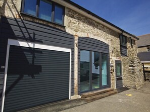 Interior - The Barn, 20 At The Beach (Kingsbridge)