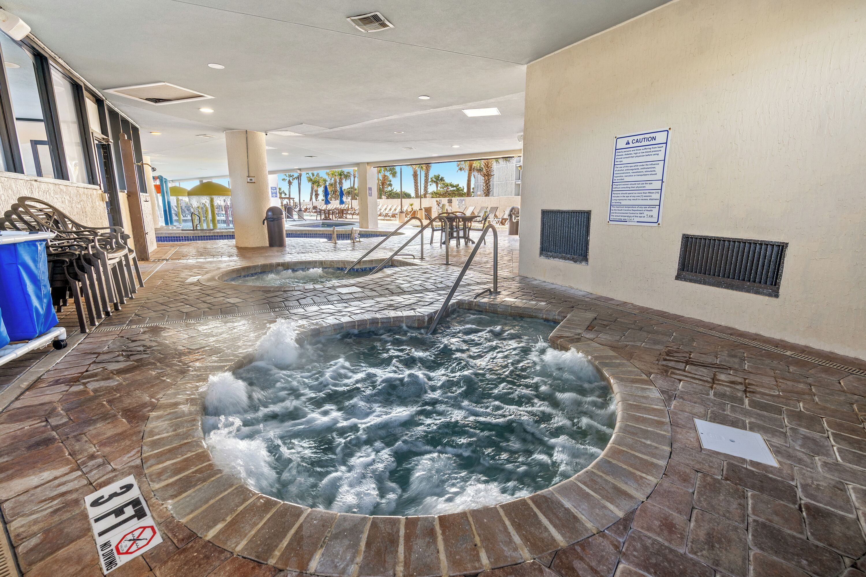 Indoor spa tub