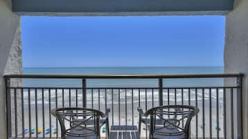 Studio, có thể sử dụng hồ bơi, sát bãi biển (223) | Ban công