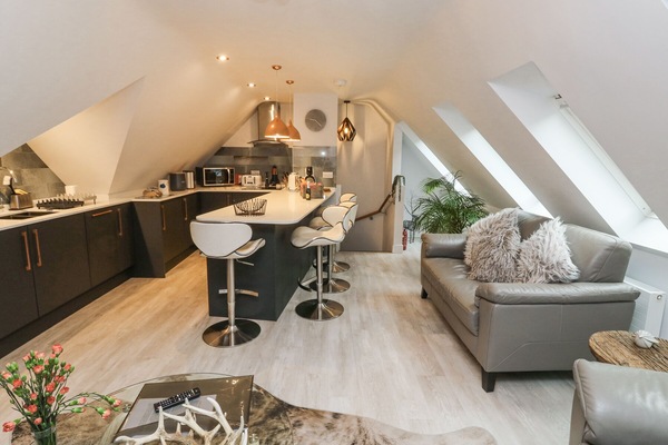Cottage | Interior