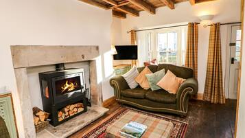 Cottage | Interior