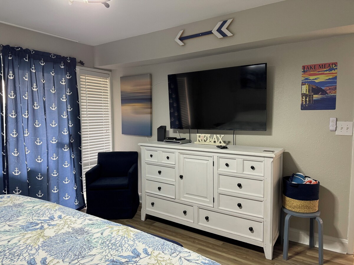 Photo 12 of Newly updated 1-bed condo pet friendly steps to the beach