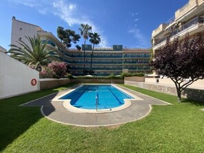 Pool - R128 Apartamento con piscina + parking (Calafell)