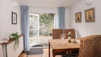 Cottage | Living room