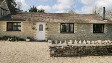 Cottage | Interior