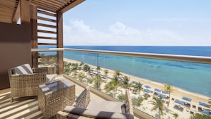 Luxury Presidential Ocean Front One Bedroom Suite Diamond Club