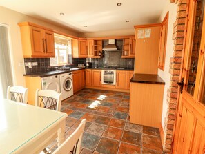 Cottage | Interior - 4 Killimer Road (Kilrush)