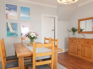 Cottage | Interior - Pebble Lodge (Paignton)