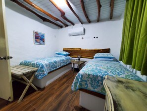 2 bedrooms, in-room safe, iron/ironing board, free WiFi