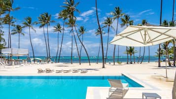 Apartamento família | Vista para praia/oceano