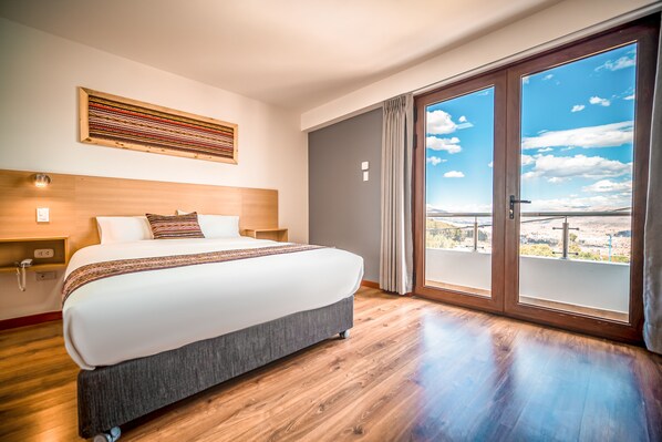 Deluxe Double Room | Premium bedding, down comforters, in-room safe, desk