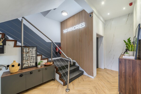 Front of property - 140 Minories (London)