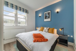 In-room safe, individually decorated, individually furnished - 140 Minories (London)