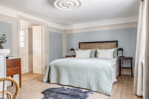 7 間睡房、免費 Wi-Fi、床單