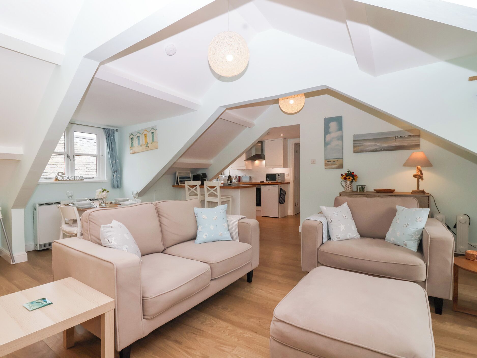 Cottage | Living area