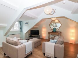 Cottage | Living area