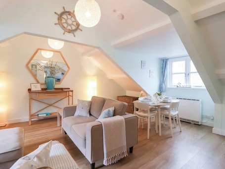 Cottage | Living area. Smugglers Loft