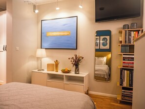 1 bedroom, free WiFi, bed sheets