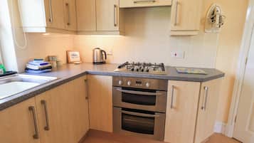 Casa de campo | Cozinha privada | Geladeira, torradeira, talheres/pratos/utensílios de cozinha