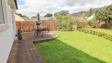 Casa de campo | Opções para refeição ao ar livre