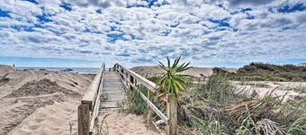 The Mark at Surfside, Apt. 9