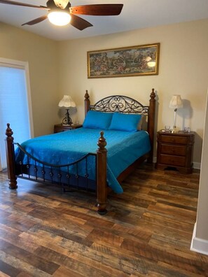 1 bedroom, free WiFi, bed sheets