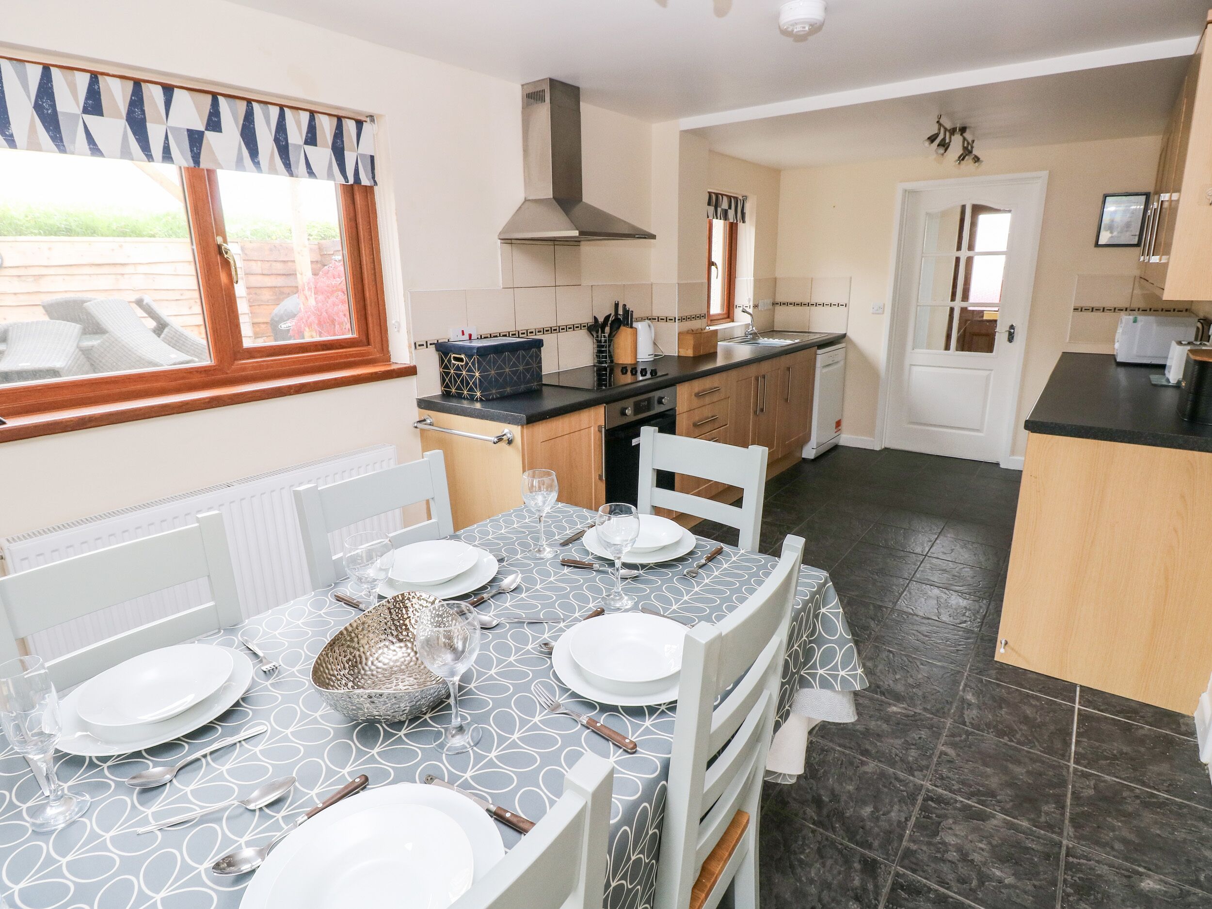 Fridge, microwave, dishwasher, electric kettle