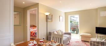 Roundham Cottage