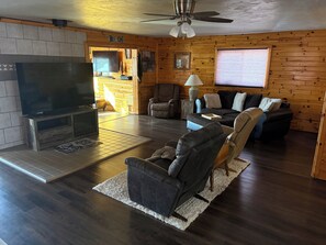 Smart TV, video games