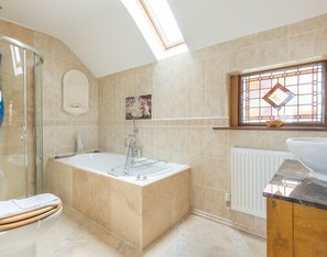 Cottage | Bathroom - Fairholme (Port Isaac)