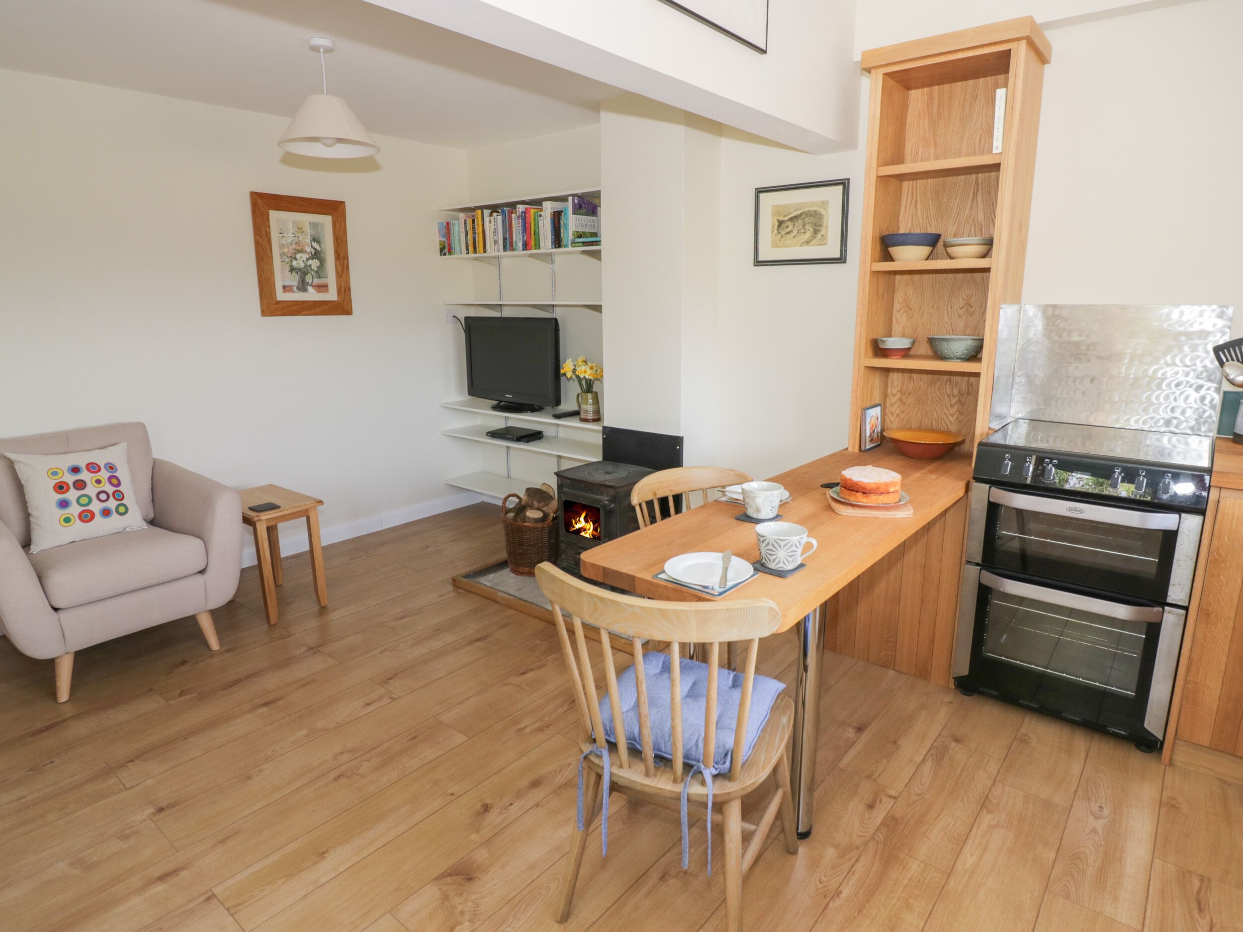 Cottage | Interior