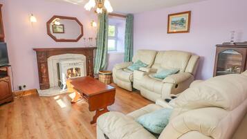 Cottage | Living room