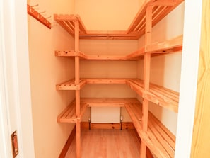 Cottage | Interior - Daisy's Cottage (Knockreagh)
