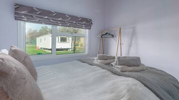 3 bedrooms, individually decorated, individually furnished, free WiFi