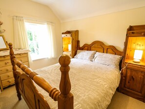 3 bedrooms, individually decorated, individually furnished, free WiFi - Sarah Magees (Enniskillen)