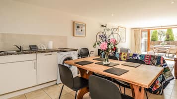 Cottage | Interior