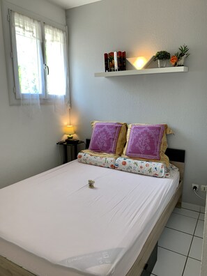 1 chambre, draps fournis