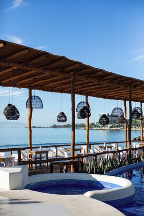 Breakfast, lunch and dinner served - Hotel Ysuri Bucerias (Bucerías)