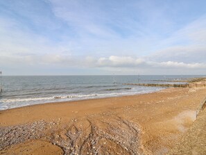 Interior - Troon Cottage (Hunstanton)