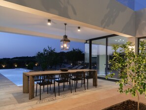 Outdoor dining - Citrus Grove (Rethymno)