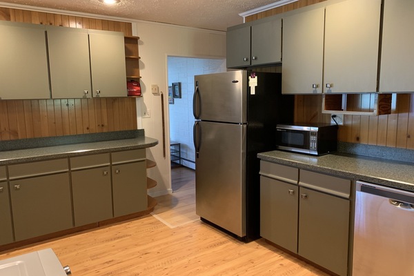 Frigorífic, microones, forn i placa de cuina