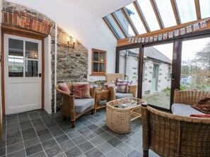 Cottage | Interior - Ty Gwennol (Holyhead)