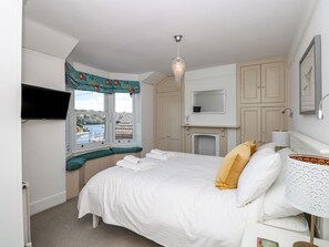 Cottage | 2 bedrooms, individually decorated, individually furnished, free WiFi