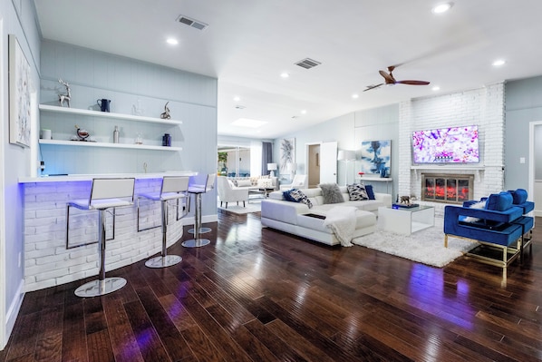 Interior - Modern Home with a Firepit, Heated Pool & Spa (Dallas)