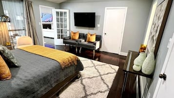 5 habitaciones, tabla de planchar con plancha y cuna de viaje