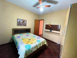 1 bedroom, free WiFi, bed sheets - Apartment (Volta Redonda)