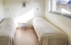 2 bedrooms, free WiFi