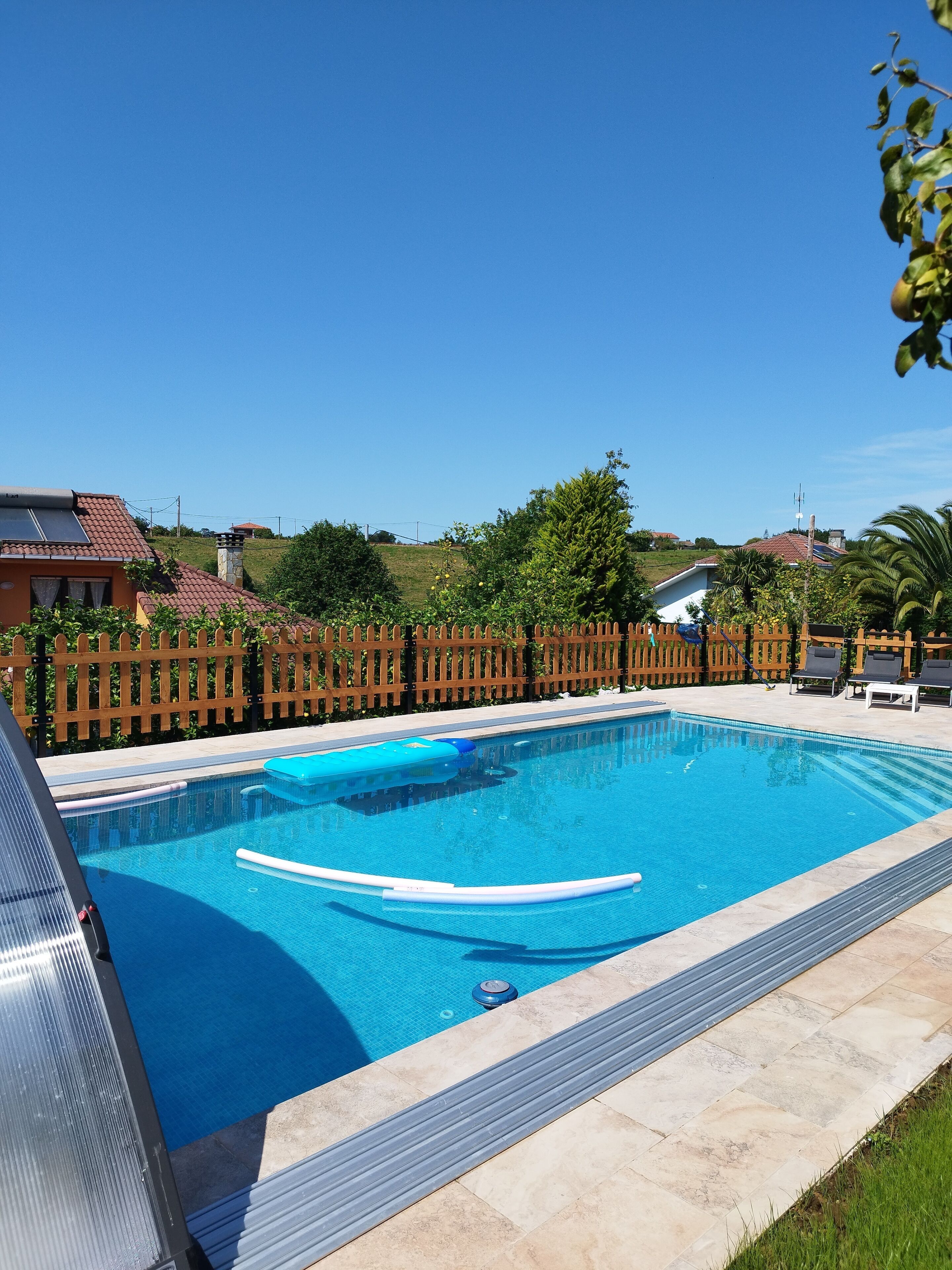 Indoor pool, outdoor pool